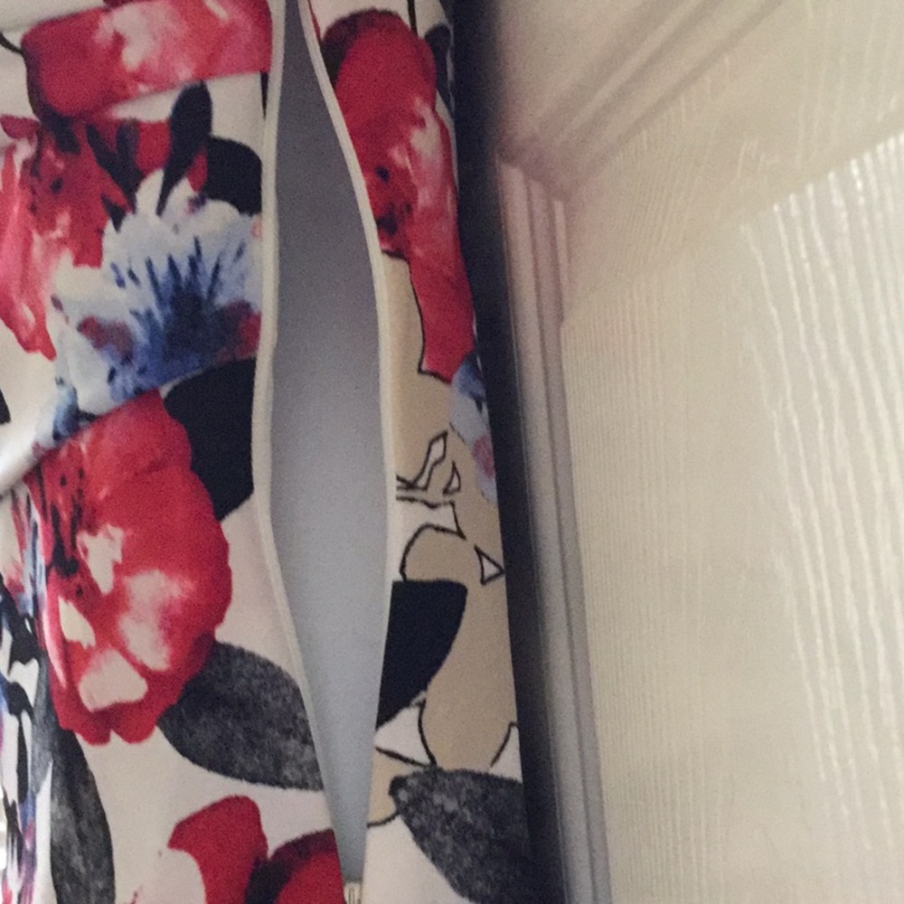 💝Spring time floral. - Picture 2 of 5